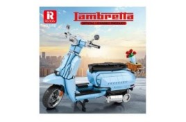 RBX11037 Lambretta Scooter in sky blue 1169pc construction kit 1/10 scale RBX11037 Lambretta Scooter in sky blue 1169pc construction kit 1/10 scale